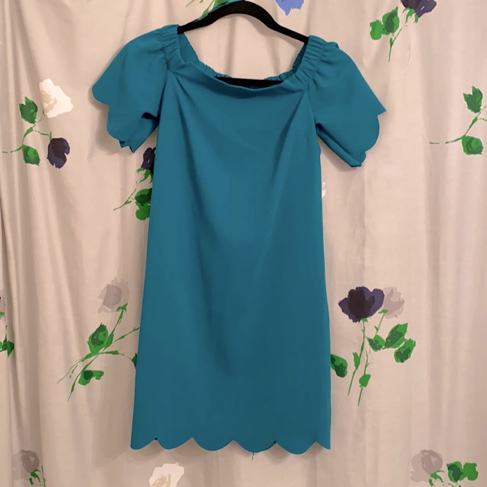 Banana Republic off the shoulder scallop dress 00p